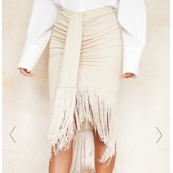 PrettyLittleThing Cream midi tassel midi skirt - Picture 2 of 4